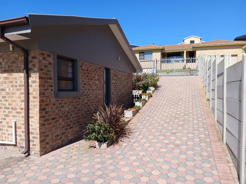 3 Bedroom Property for Sale in Reebok Western Cape